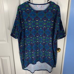 Lularoe Women’s Multi Color Size Small Blue Shirt